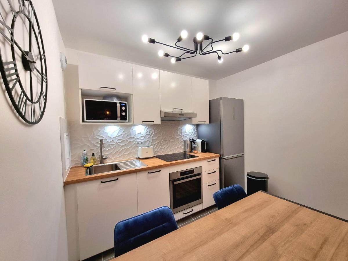 ***suite Regence * 5min & Shopping * New*** Apartment Serris