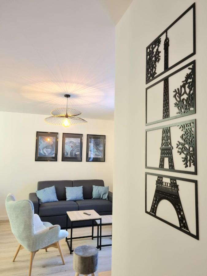 ***suite Regence * 5min & Shopping * New*** * Serris