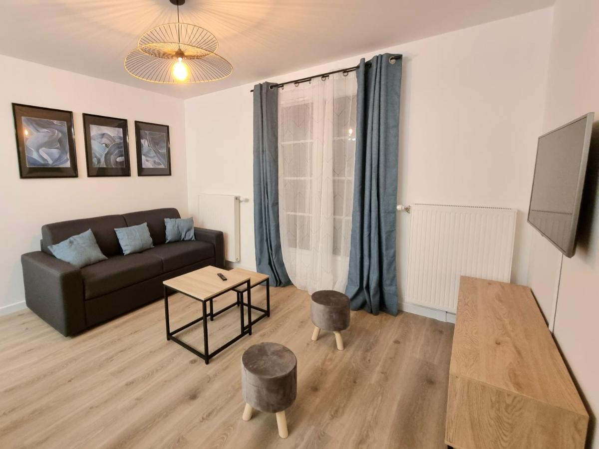 ***suite Regence * 5min & Shopping * New*** Serris