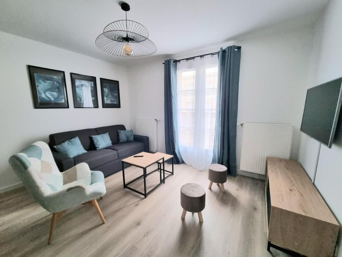 ***suite Regence * 5min & Shopping * New*** * Serris